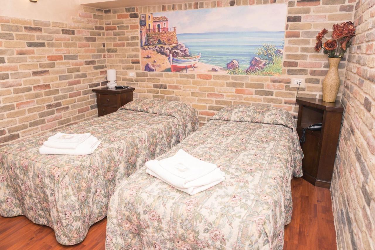 Il Castello Di Perano Hotel Eksteriør billede