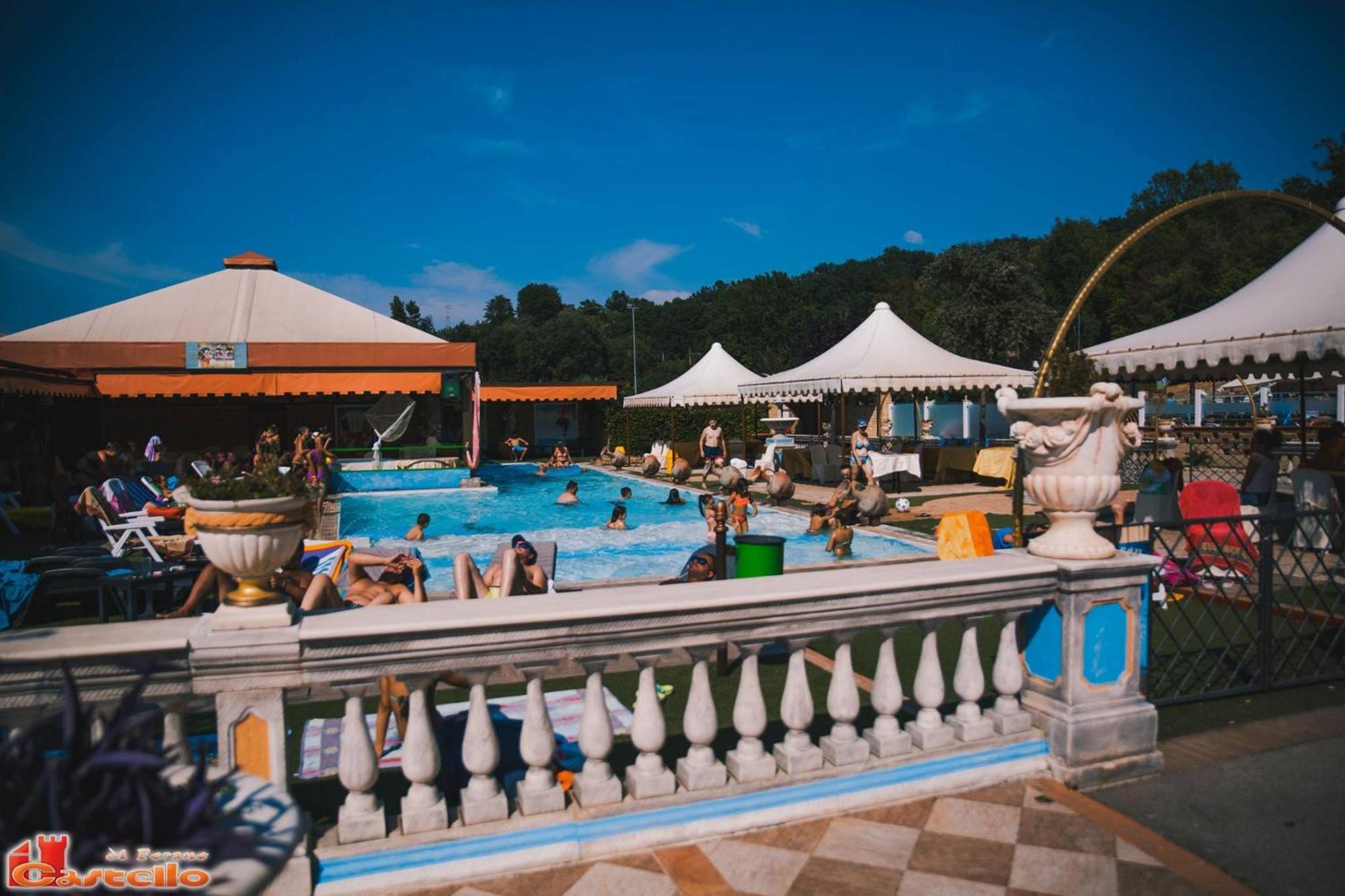 Il Castello Di Perano Hotel Eksteriør billede